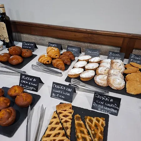 Hotel Palia's Laino Borgo