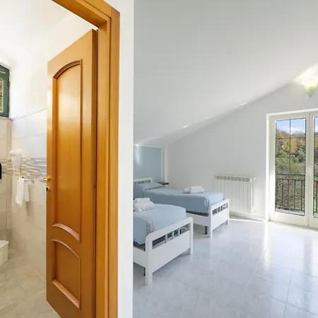 Hotel Palia's Laino Borgo