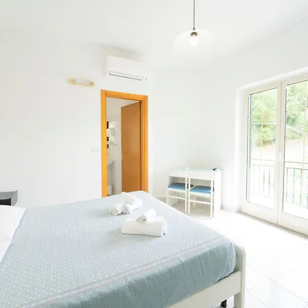 Palia's Hotel 3*