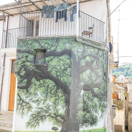 Palia's 3* Laino Borgo