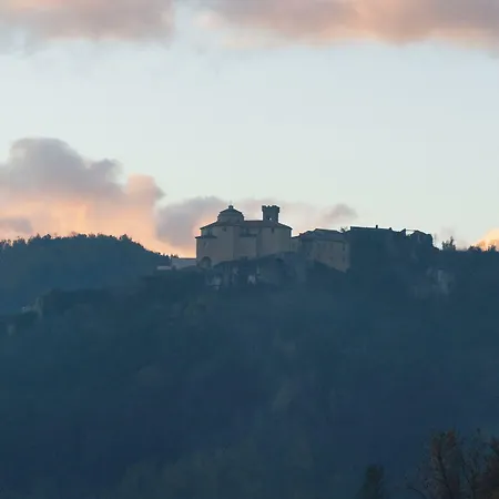 Palia's 3* Laino Borgo